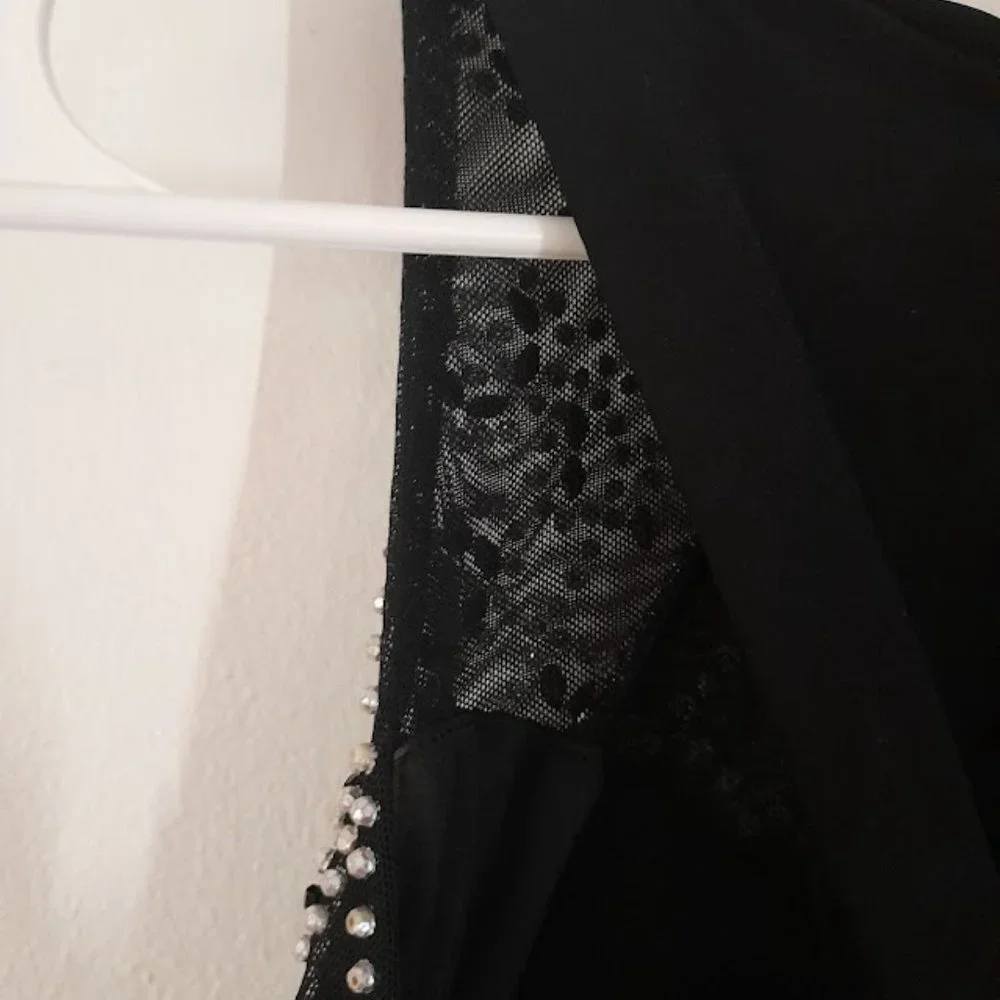 PRETTY BLANCK DRESS - Picture 6 of 7